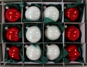 Mundgeblasene Christbaumkugeln, 