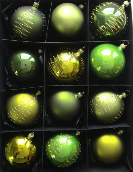 Mundgeblasene Christbaumkugeln, 
